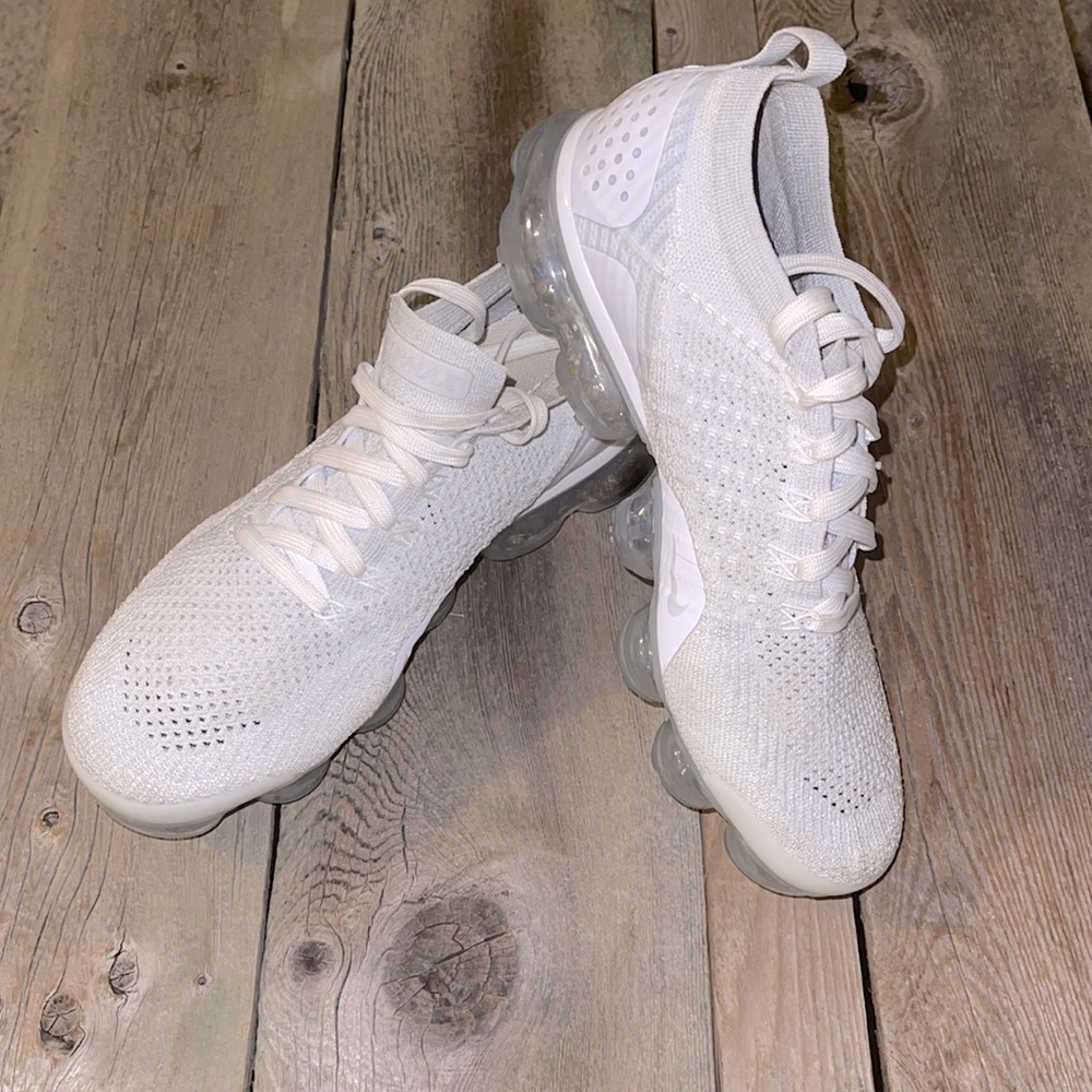 Nike White Air Vapormax